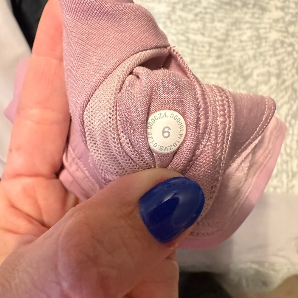Lululemon Pink Women's Crisscross Back Tank Top - Picture 6 of 6